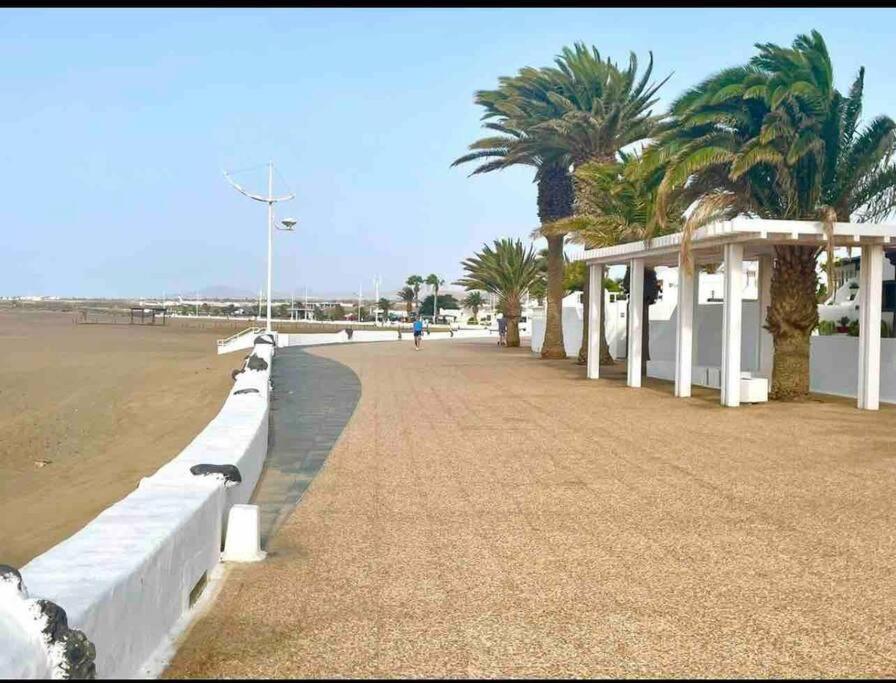 Casa Mesana Nuevo Apartamento En La Playa Con Aire Acondicionado 宏达海滩 外观 照片